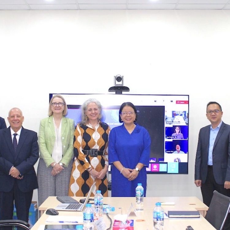 Trung tâm Chuyển đổi số Thành phố phối hợp đại học RMIT Việt Nam khởi động chương trình học bổng tiến sĩ năm 2025 chuyen-doi-so-thanh-pho-01