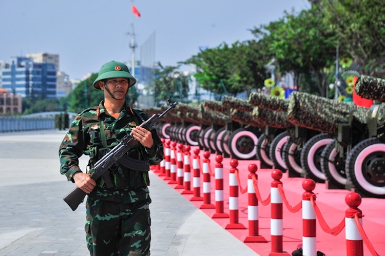 Lịch trình diễu binh, diễu hành ngày 30-4 tại TP.HCM dieu-binh-dieu-hanh-03