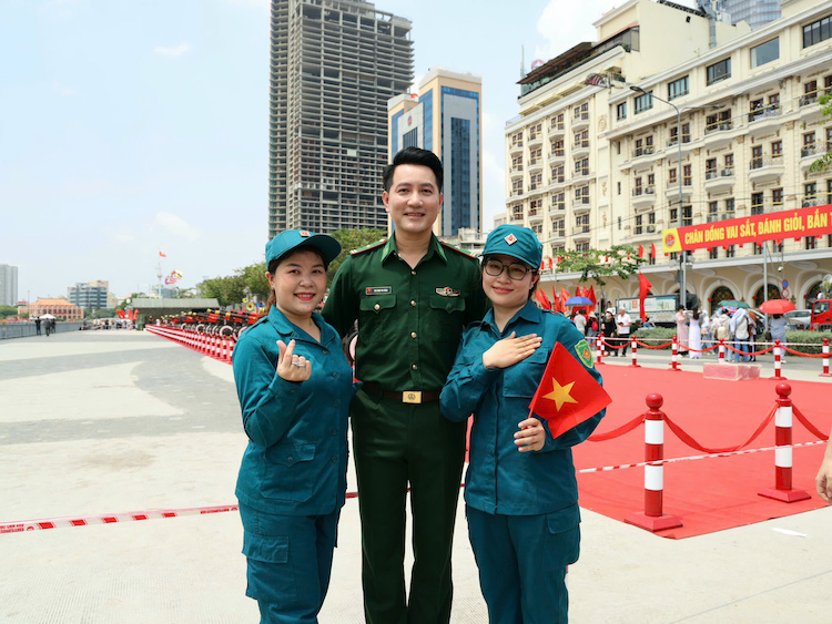 hanh-khuc-tuoi-tre-viet-nam-03