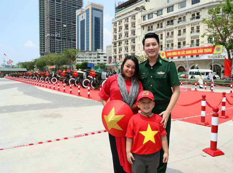 hanh-khuc-tuoi-tre-viet-nam-04