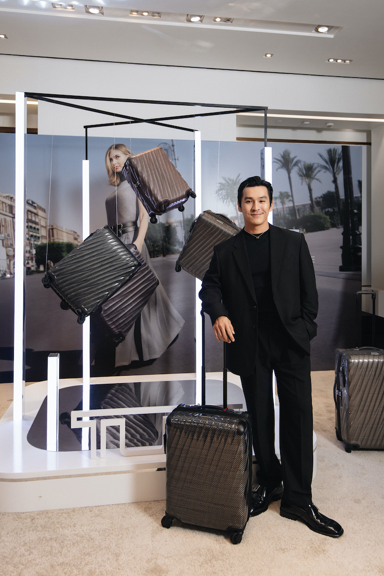 TUMI ra mắt BST 19 Degree Lite với chiến dịch "Uncompromisingly Light" tumi 19 Degree Lite thien minh