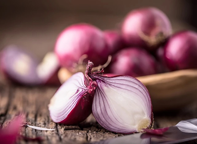 7 loại thực phẩm giàu quercetin nên ăn hàng ngày để hỗ trợ bảo vệ tế bào Quercetin1
