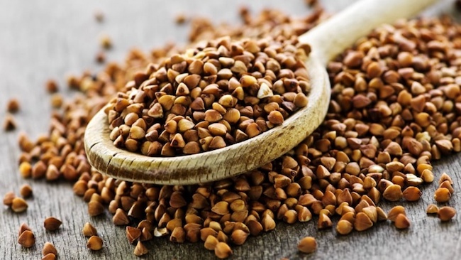 7 loại thực phẩm giàu quercetin nên ăn hàng ngày để hỗ trợ bảo vệ tế bào Quercetin3