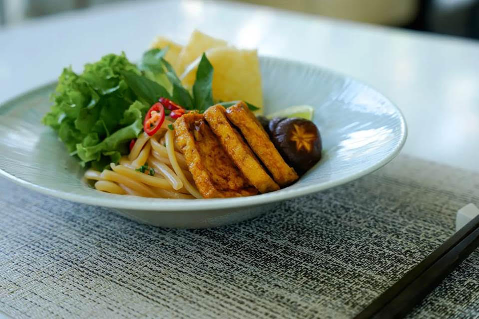 5 món đặc sản địa phương nhất định phải thử tại khách sạn 5 sao dac-sac-dia-phuong-TIA-Wellness-Resort-da-nang-1