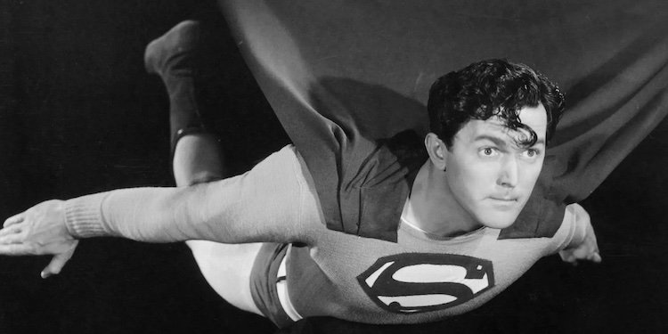 Điểm tên 5 Superman nổi bật nhất màn ảnh 1.Superman-Kirk-Alyn
