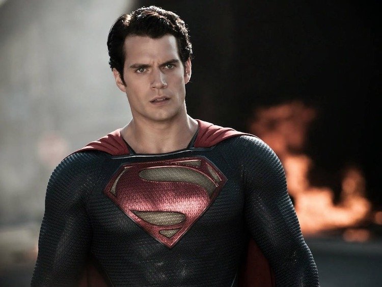 Điểm tên 5 Superman nổi bật nhất màn ảnh 4.Superman-Henry-Cavill