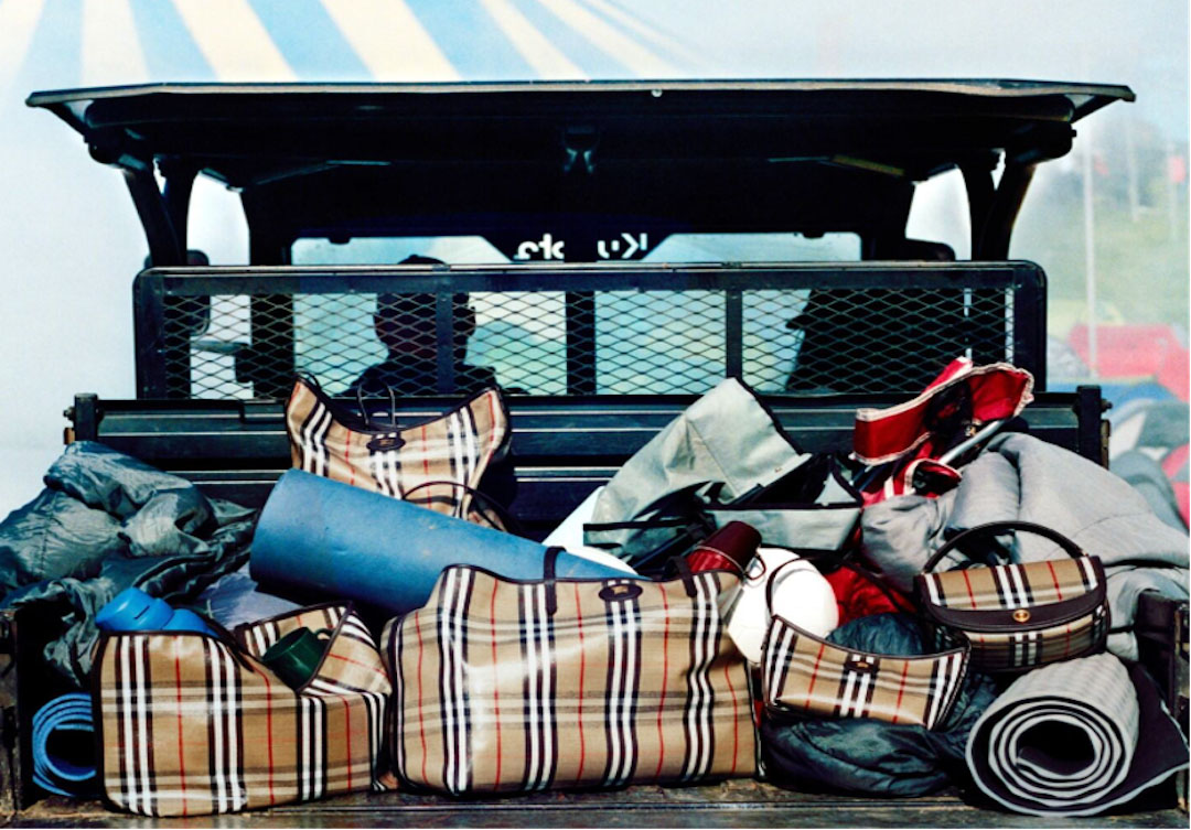 Burberry Festival 2025 – bản tuyên ngôn của mùa hè đậm chất nước Anh bst-burberry-festival-2025-06