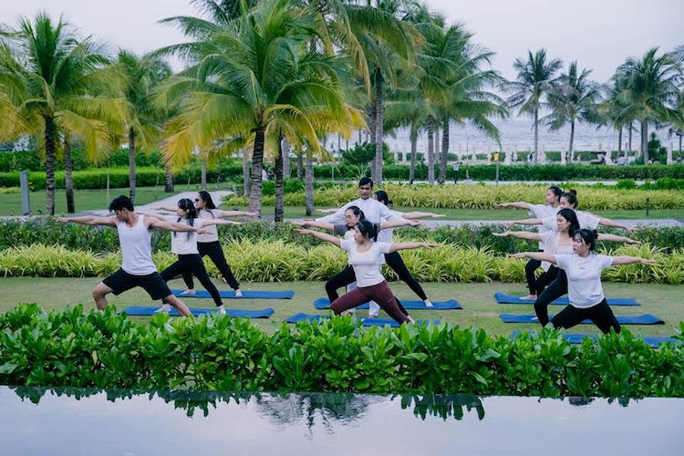 ngay-hoi-suc-khoe-toan-cau-Alma-Resort-Cam-Ranh1