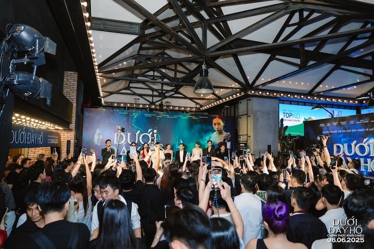 premiere duoi day ho 002