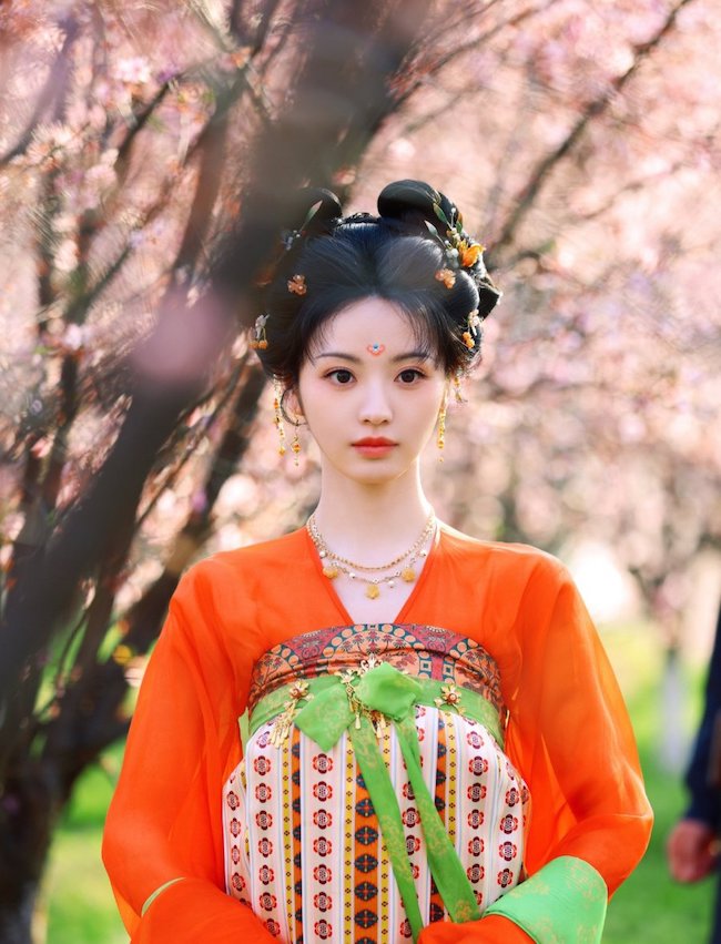 Tử dạ quy gây sốt bởi cặp đôi chính Hứa Khải – Điền Hi Vi tu-da-quy-moonlit-reunion-2