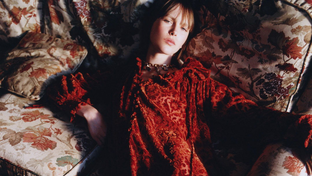 Burberry-Winter-2025-A-Grand-Escape06