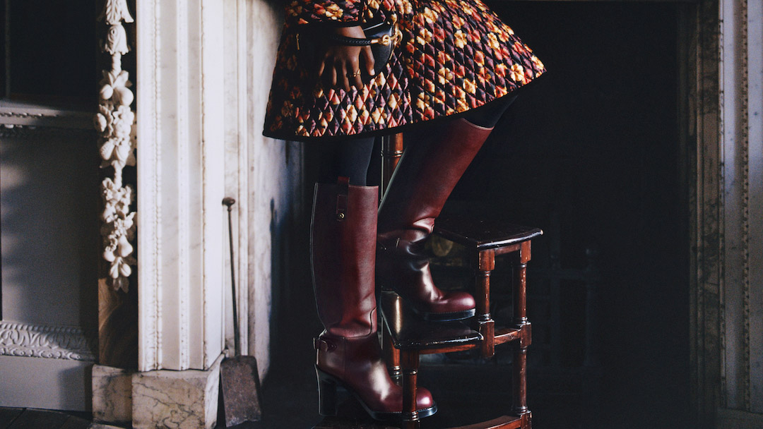 Burberry-Winter-2025-A-Grand-Escape08