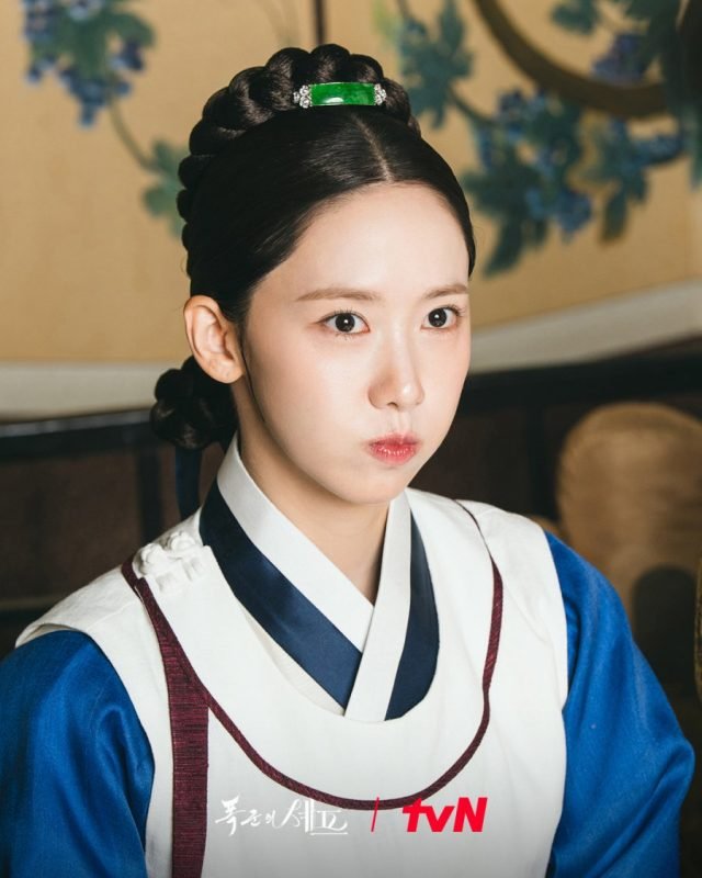 Yoona trở lại và tiếp tục khiến các fan "đổ ứ ừ" trong Ngự trù của bạo chúa ngu-tru-cua-bao-chua-bon-appetit-your-majesty-03