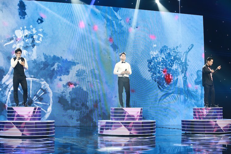 NGƯỜI HÁT TÌNH CA QUAY TRỞ LẠI VỚI NHIỀU ĐỔI MỚI nguoi-hat-tinh-ca-05