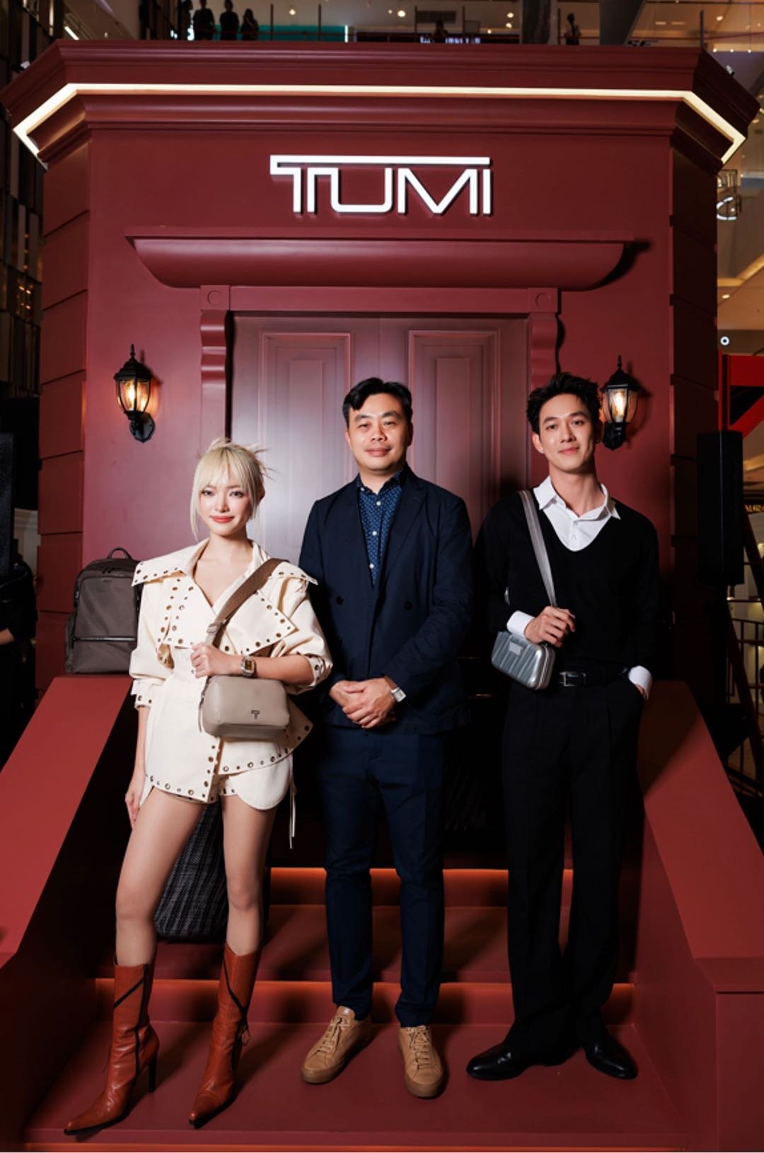 DÀN SAO VIỆT KHUẤY ĐỘNG NEW YORK TẠI SỰ KIỆN TUMI POP-UP TUMI-pop-up-store-03
