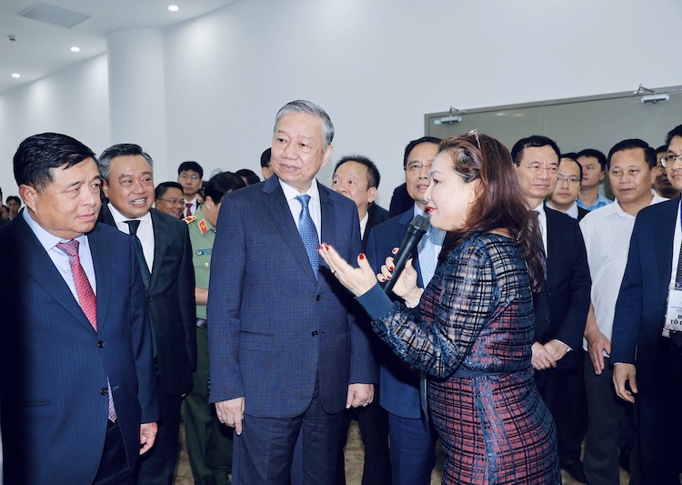 L'ORÉAL VIỆT NAM RA MẮT CÔNG NGHỆ ĐỘT PHÁ TẠI TRIỂN LÃM QUỐC TẾ 2025 cong-nghe-sang-tao-dot-pha-04