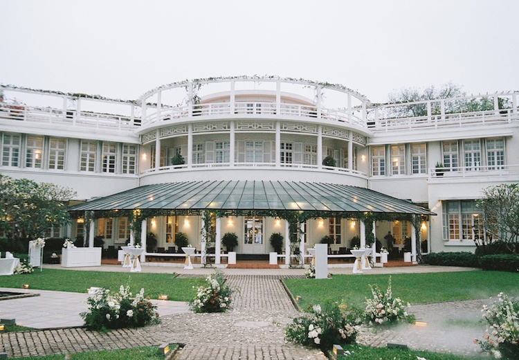 TIỆC CƯỚI TRONG MƠ TẠI 4 ĐIỂM ĐẾN LÃNG MẠN NHẤT VIỆT NAM tiec-cuoi-trong-mo-Azerai-Resort-02