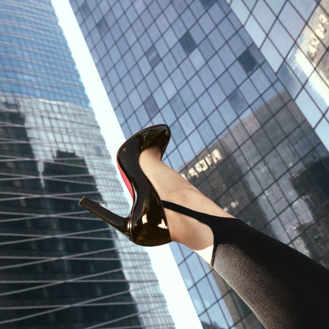 BST-Christian-Louboutin-xuan-he-2026-7