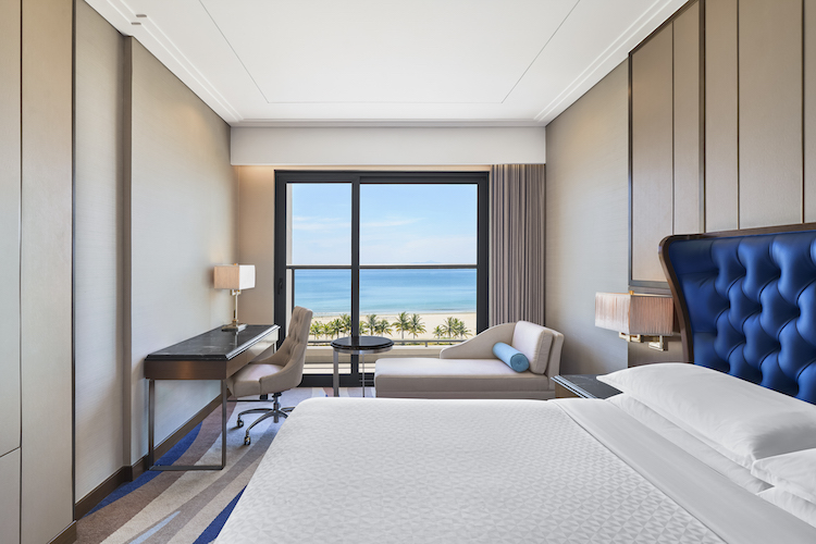 Best-City-Resort-Hotel-of-the-Year-2