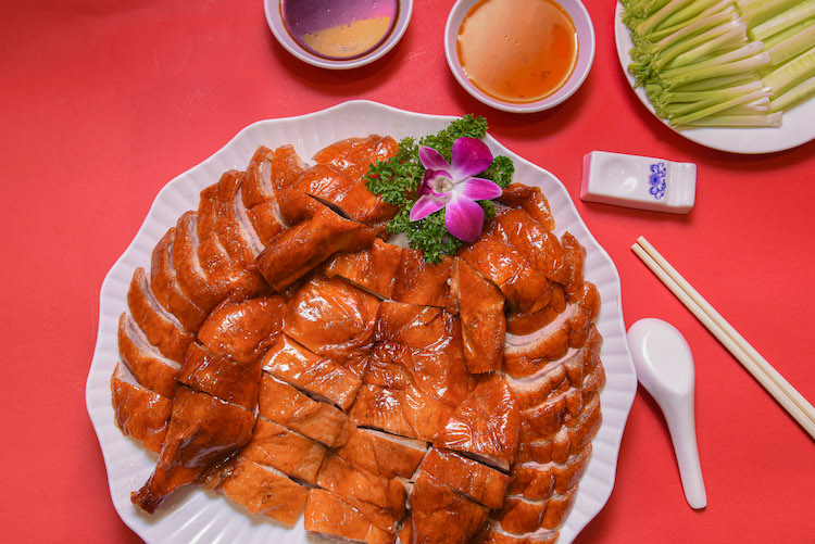 NGÂN ĐÌNH SÀI GÒN – ĐIỂM HẸN ẨM THỰC QUẢNG ĐÔNG MÙA LỄ HỘI am-thuc-quang-dong-vit-quay