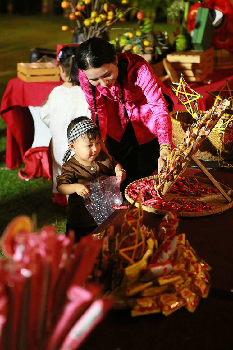 phong vi tet 06