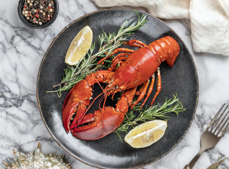 Am-thuc-Canada-Canadian-Lobster