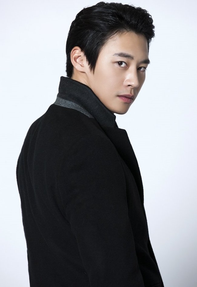 Jung-Eun-Woo-1