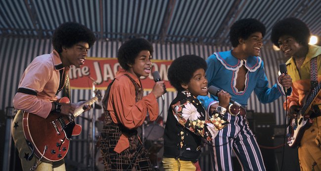 MICHAEL HÉ LỘ TUỔI THƠ CỦA “ÔNG HOÀNG NHẠC POP” MICHAEL2