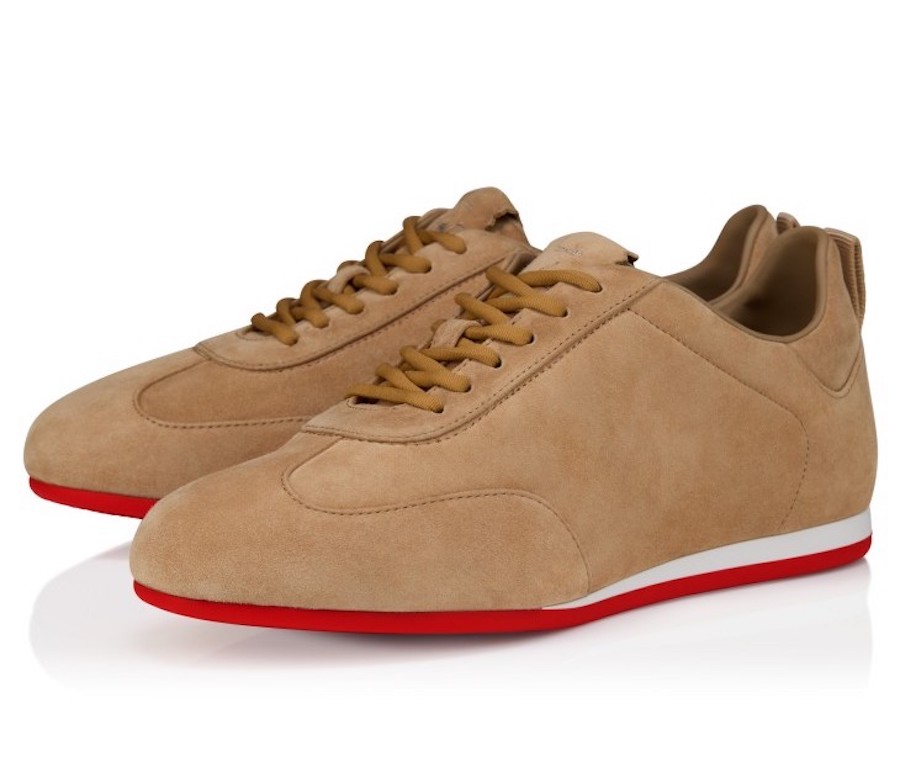 Christian-Louboutin-thu-dong-2026-13